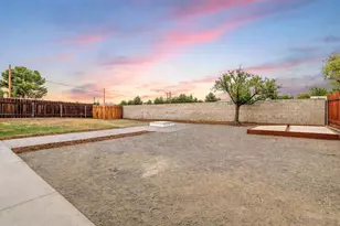 557 Parkbrook St, Spring Valley, CA 91977 - Photo 8