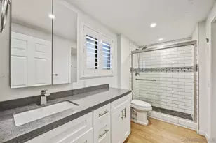 8362 Via Sonoma, La Jolla, CA 92037 - Photo 12