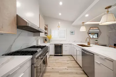  3011 Lloyd St, San Diego, CA 92117 - Photo 10