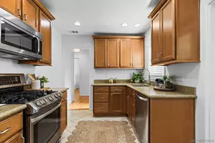 3143 Meadow Grove Dr, San Diego, CA 92110 - Photo 14