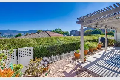  1024 La Tierra, San Marcos, CA 92078 - Photo 34
