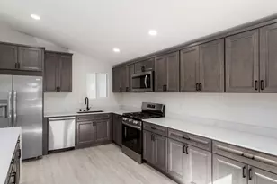 3346 Lockwood Dr, San Diego, CA 92123 - Photo 12