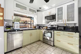 8896 Highwood Dr, San Diego, CA 92119 - Photo 16