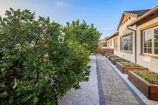 10871 Cadence Isle Ct, San Diego, CA 92130 - Photo 38