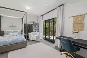 1009 Solymar Dr, La Jolla, CA 92037 - Photo 24