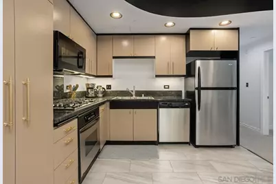  550 15th St. #302, San Diego, CA 92101 - Photo 8