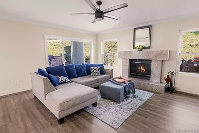  627 Valley Grove Ln, Escondido, CA 92025 - Photo 8