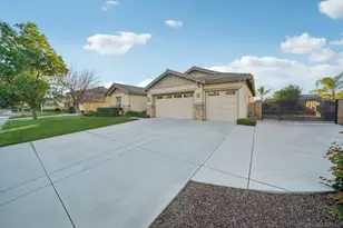 9471 Estrella Hills St, Riverside, CA 92508 - Photo 2