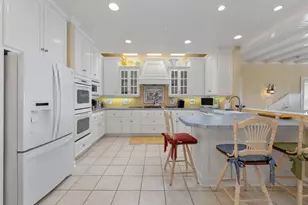 2740 Ocean Front Walk, San Diego, CA 92109 - Photo 16