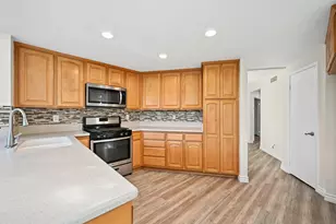 1749 Via Allena, Oceanside, CA 92056 - Photo 6