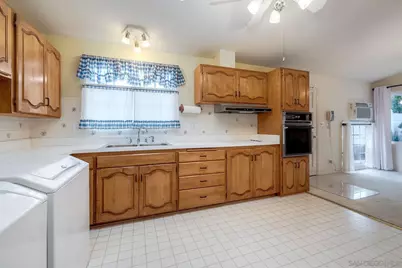  3016 Mission Village Dr, San Diego, CA 92123 - Photo 12