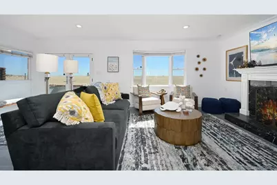  206 E Oceanfront, Newport Beach, CA 92661 - Photo 10