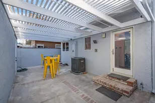 206 E Oceanfront, Newport Beach, CA 92661 - Photo 58