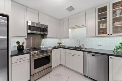  5208 Caminito Solitario, San Diego, CA 92108 - Photo 12