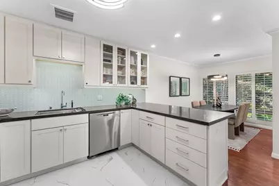  5208 Caminito Solitario, San Diego, CA 92108 - Photo 14