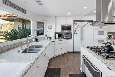  1427 Buckskin Dr, Escondido, CA 92029 - Photo 28