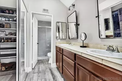  10572 Rancho Carmel Dr, San Diego, CA 92128 - Photo 18