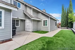 10572 Rancho Carmel Dr, San Diego, CA 92128 - Photo 4