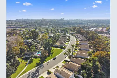  7941 Calle Madrid, Carlsbad, CA 92009 - Photo 22