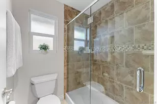 7941 Calle Madrid, Carlsbad, CA 92009 - Photo 12