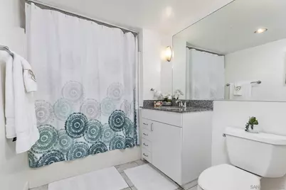  425 W Beech St #327, San Diego, CA 92101 - Photo 36