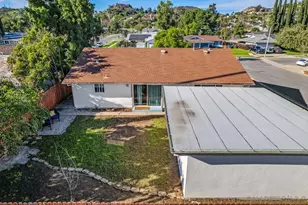 1811 Iris Way, Escondido, CA 92027 - Photo 36