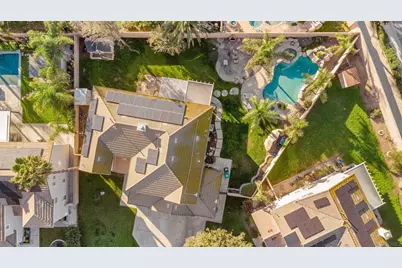  5713 Canoe Dr, Corona, CA 92880 - Photo 2