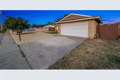 2155 E Washington Ave, Escondido, CA 92027 - Photo 1