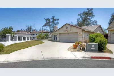  1115 Metcalf Place, Escondido, CA 92026 - Photo 1