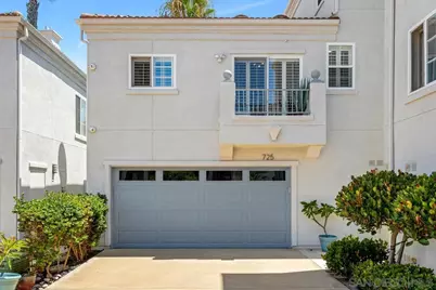  725 N Cleveland St, Oceanside, CA 92054 - Photo 1