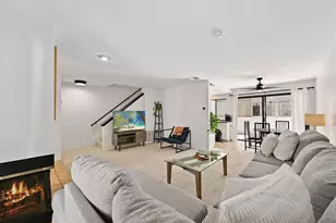 4575 Chateau Dr, San Diego, CA 92117 - Photo 1