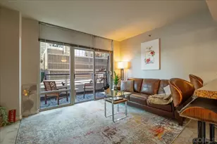 425 W Beech St, San Diego, CA 92101 - Photo 1