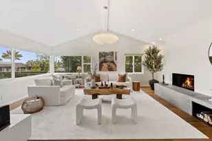 6653 Avenida Manana, La Jolla, CA 92037 - Photo 1