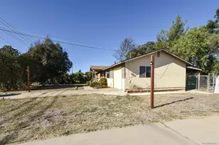 842 11th St, Ramona, CA 92065 - Photo 1