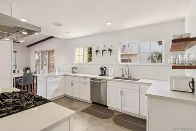  4851 Narragansett Ave, San Diego, CA 92107 - Photo 1