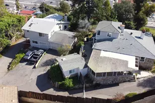 702-704 E Vista Way, Vista, CA 92084 - Photo 1