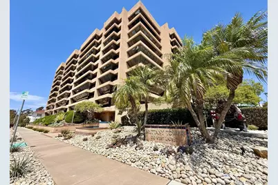  230 W Laurel St #204, San Diego, CA 92101 - Photo 1