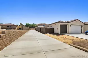 2522 Blackbird Glen, Escondido, CA 92029 - Photo 1