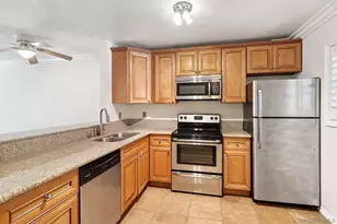 7565 Charmant Dr, San Diego, CA 92122 - Photo 1