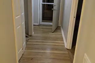 7 4th St, Greenville, SC 29611 - Photo 6