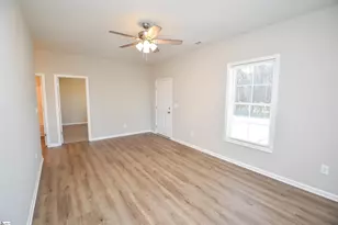 105 Cunningham Rd, Woodruff, SC 29388 - Photo 6