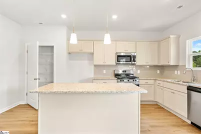 2112 Mayberry Drive #Lot 18, Spartanburg, SC 29301 - Photo 4