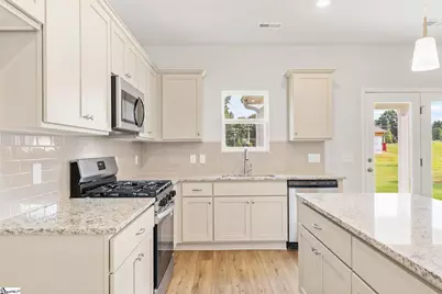 2112 Mayberry Drive #Lot 18, Spartanburg, SC 29301 - Photo 6