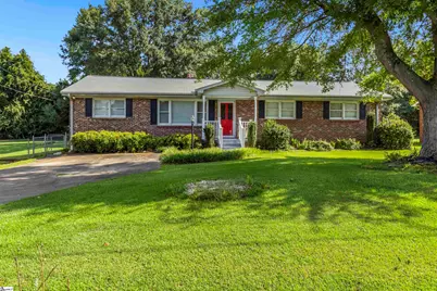 6111 Robin Street, Spartanburg, SC 29303 - Photo 1