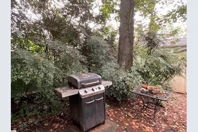 42 Clarendon Avenue, Greenville, SC 29609 - Photo 10