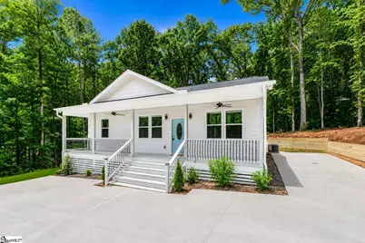 425 Tiger Lane, Westminster, SC 29693 - Photo 1