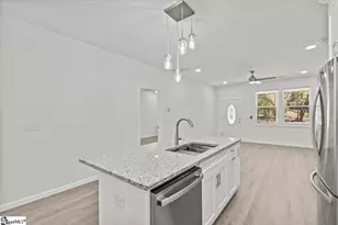 425 Tiger Ln, Westminster, SC 29693 - Photo 10