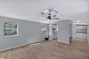 315 Shirley Cir, Townville, SC 29689 - Photo 6