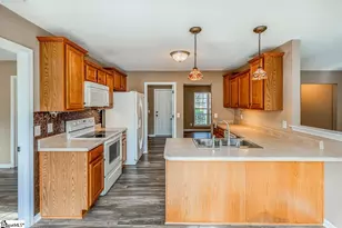 2295 Riddle Rd, Pauline, SC 29374 - Photo 8