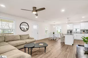 141 Baileyview St, Greer, SC 29651 - Photo 4